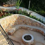 Mary's Garden Ferienhaus